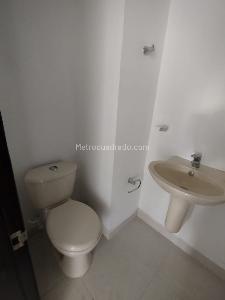 Apartamento en venta en Pinares, Pereira · foto 7 de 16