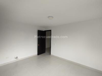 Apartamento en venta en Pinares, Pereira · foto 10 de 16