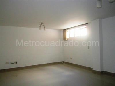 Casa de 4 alcobas en venta en Pinares, Pereira, 240 m² · foto 19 de 20