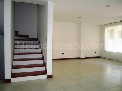 Casa de 4 alcobas en venta en Pinares, Pereira, 240 m² · foto 8 de 20