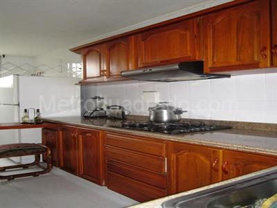 Apartamento de 3 alcobas en venta en Pinares, Pereira, 132 m² · foto 16 de 16