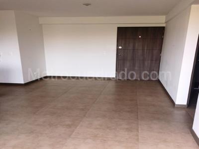 Apartamento en venta en Los Corales, Pereira · foto 3 de 10