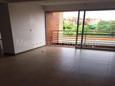 Apartamento en venta en Los Corales, Pereira · foto 7 de 10