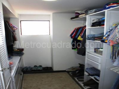 Apartamento en venta en Pinares, Pereira · foto 11 de 19