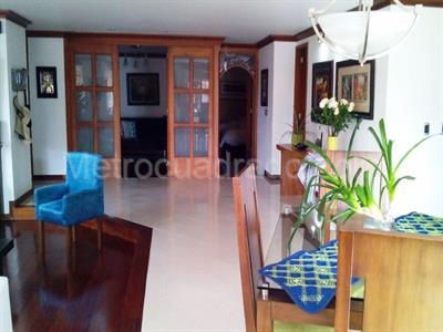 Apartamento en venta en Pinares, Pereira · foto 3 de 17