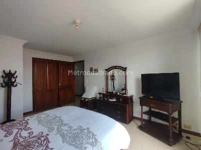 Apartamento en venta en Pinares, Pereira · foto 12 de 16