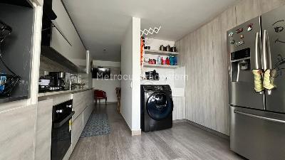 Apartamento en venta en Pinares, Pereira · foto 7 de 16