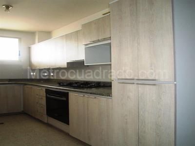 Casa de 3 alcobas en venta en Alamos, Pereira, 208 m² · foto 10 de 20