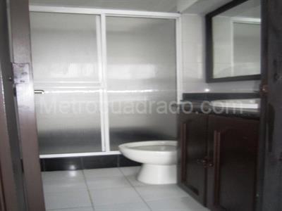 Casa de 3 alcobas en venta en Alamos, Pereira, 208 m² · foto 18 de 20