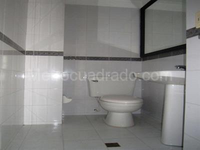Casa de 3 alcobas en venta en Alamos, Pereira, 208 m² · foto 4 de 20