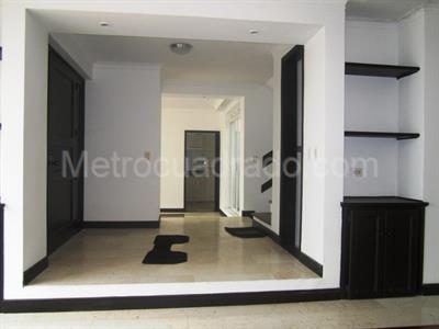 Casa de 3 alcobas en venta en Alamos, Pereira, 208 m² · foto 6 de 20