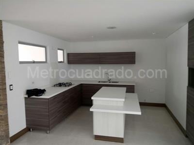 Casa en venta en La Villa, Pereira · foto 2 de 15