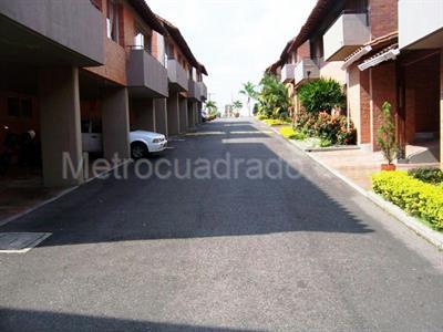 Apartamento en venta en Av De Las Americas, Pereira · foto 9 de 10