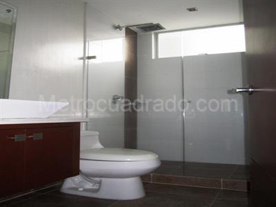 Apartamento en venta en Pinares, Pereira · foto 11 de 12