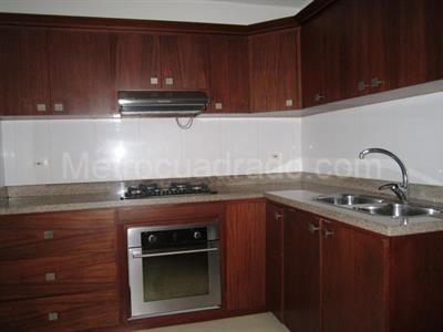 Apartamento en venta en Pinares, Pereira · foto 4 de 12