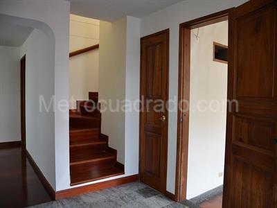 Apartamento de 3 alcobas en venta en Alamos, Pereira, 212 m² · foto 2 de 7