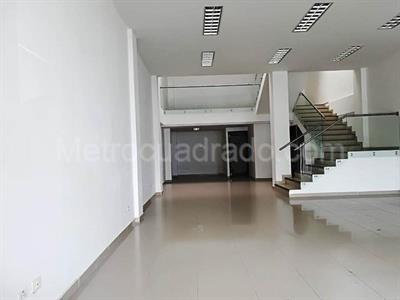Local Comercial en Arriendo, CIRCUNVALAR, Pereira