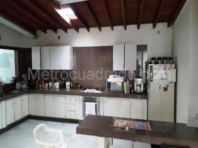 Apartamento en venta en Alamos, Pereira · foto 5 de 16