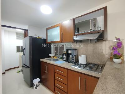 Apartamento en venta en Alamos, Pereira · foto 8 de 19