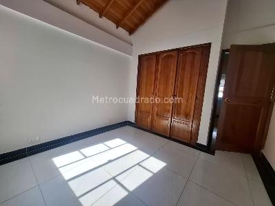 Casa en venta en Alamos, Pereira · foto 9 de 13