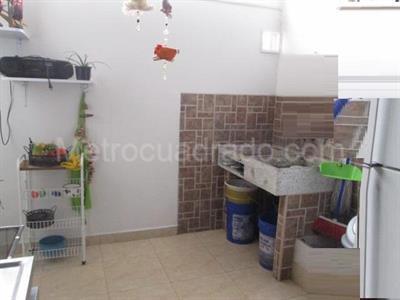 Apartamento de 3 alcobas en venta en Pinares, Pereira, 174 m² · foto 8 de 9