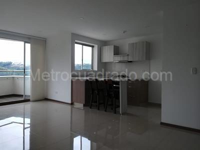Apartamento en venta en Los Alamos, Pereira · foto 2 de 14