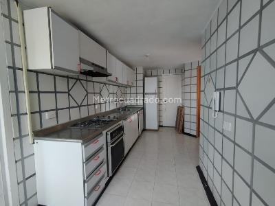 Apartamento en venta en Alamos, Pereira · foto 7 de 20