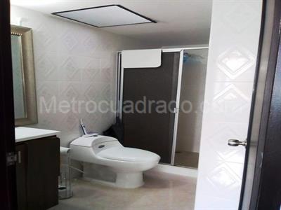 Apartamento en venta en Pinares, Pereira · foto 8 de 11