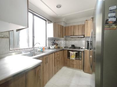 Apartamento en venta en Pinares, Pereira · foto 5 de 12