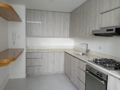 Apartamento en venta en Los Alpes, Pereira · foto 7 de 20