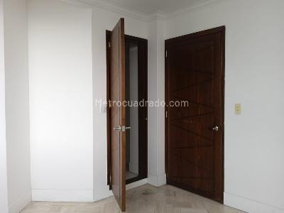 Apartamento en venta en Los Alpes, Pereira · foto 20 de 20
