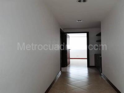 Apartamento en venta en Pinares, Pereira · foto 7 de 17