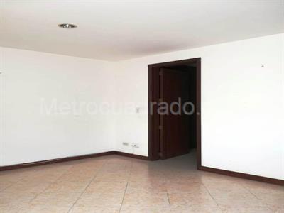 Apartamento en venta en Pinares, Pereira · foto 9 de 17