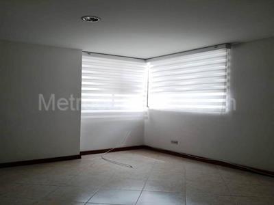 Apartamento en venta en Pinares, Pereira · foto 12 de 17