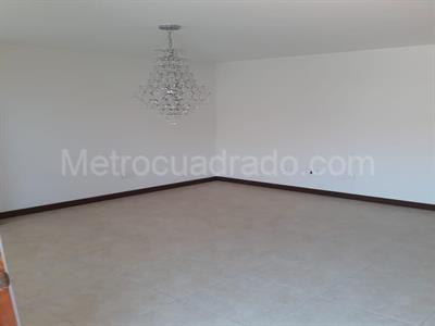 Casa en venta en Pinares, Pereira · foto 4 de 17