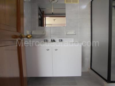 Apartamento de 3 alcobas en venta en Alamos Plaza, Pereira, 92 m² · foto 15 de 16