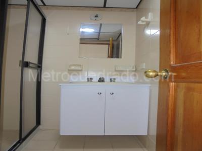 Apartamento de 3 alcobas en venta en Alamos Plaza, Pereira, 92 m² · foto 13 de 16