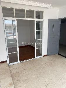 Casa de 4 alcobas en venta en Alamos, Pereira, 300 m² · foto 13 de 14