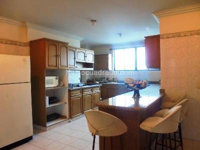 Apartamento en venta en Pinares, Pereira · foto 6 de 16