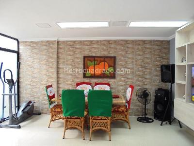 Casa en venta en Alamos, Pereira · foto 3 de 20