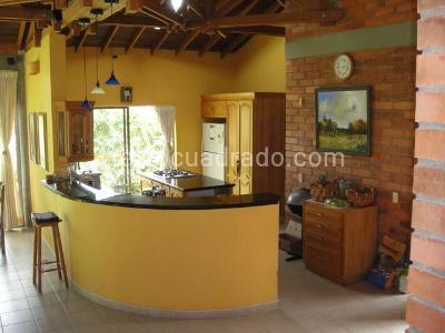 Casa en venta en Cerritos, Pereira · foto 3 de 10