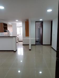 Apartaestudio en venta en Pinares, Pereira, 62 m² · foto 9 de 16