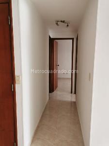 Apartamento en venta en Pinares, Pereira · foto 13 de 15