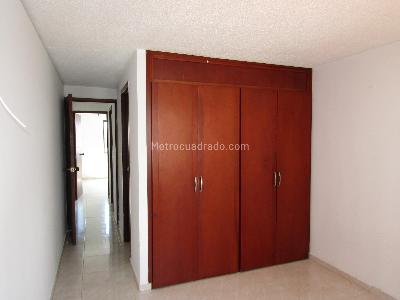 Apartamento en venta en Pinares, Pereira · foto 7 de 12