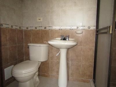 Apartamento en venta en Pinares, Pereira · foto 11 de 12