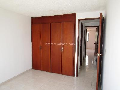 Apartamento en venta en Pinares, Pereira · foto 5 de 12