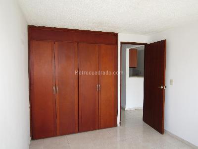 Apartamento en venta en Pinares, Pereira · foto 6 de 12