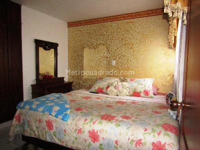 Apartamento de 2 alcobas en venta en Avenida Las Americas, Pereira, 75 m² · foto 6 de 18