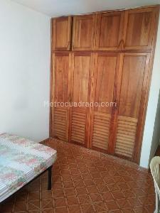 Casa en venta en Alamos, Pereira · foto 2 de 7