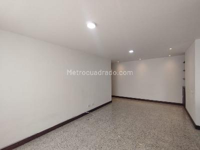 Apartamento en venta en Los Alpes, Pereira · foto 2 de 8